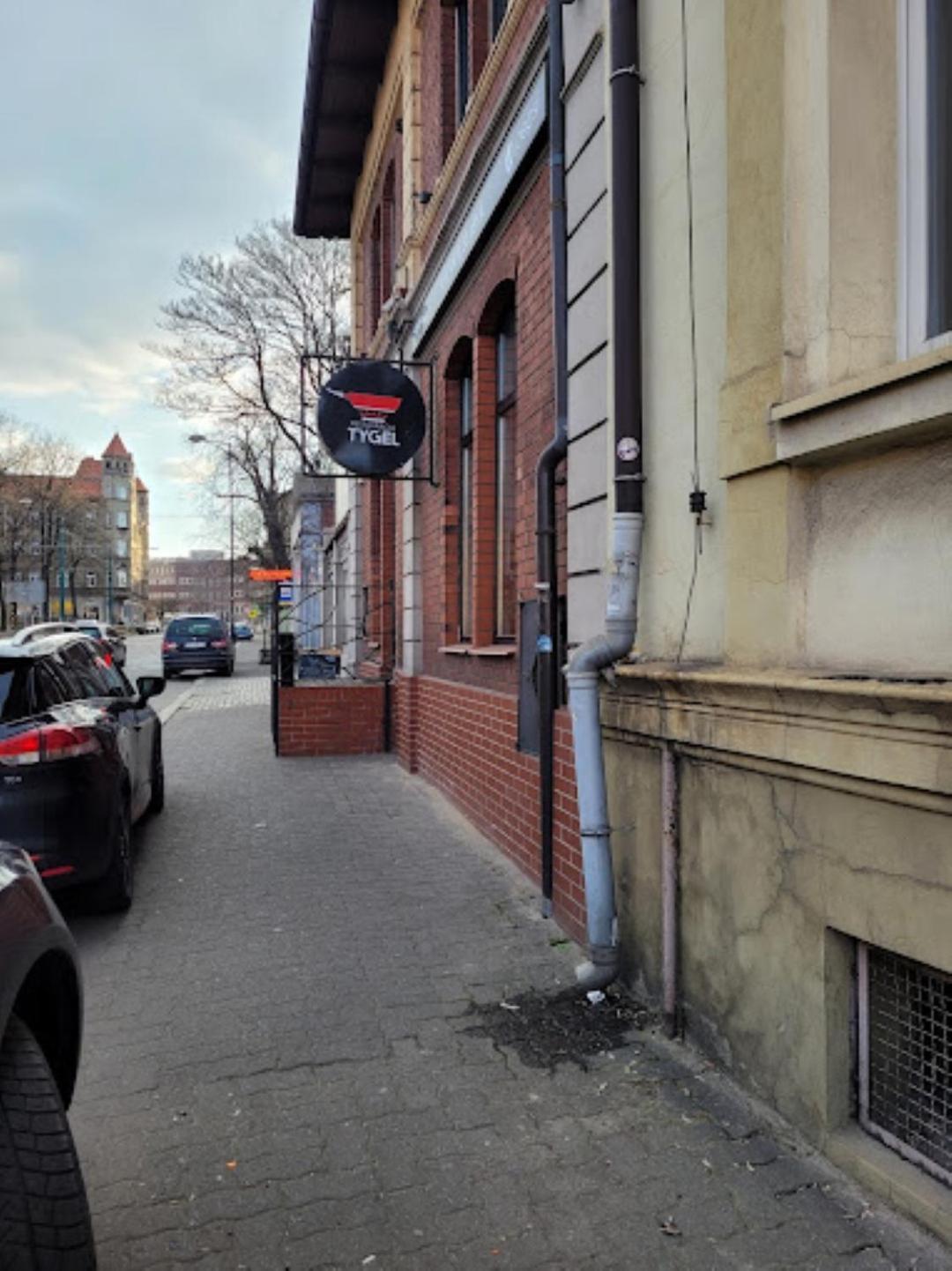 Aparthotel Zabrze, Apartament Agnieszka Ngoại thất bức ảnh