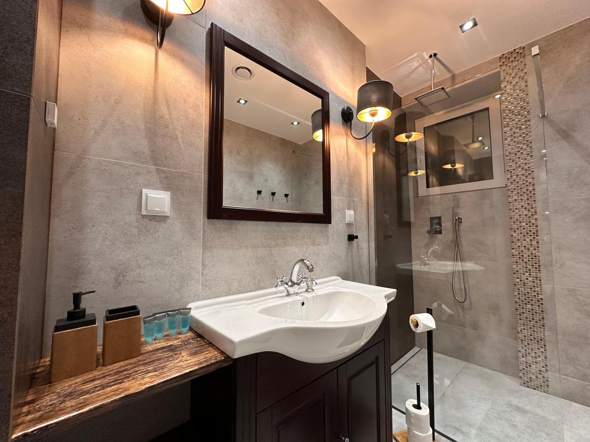 Aparthotel Zabrze, Apartament Agnieszka Ngoại thất bức ảnh