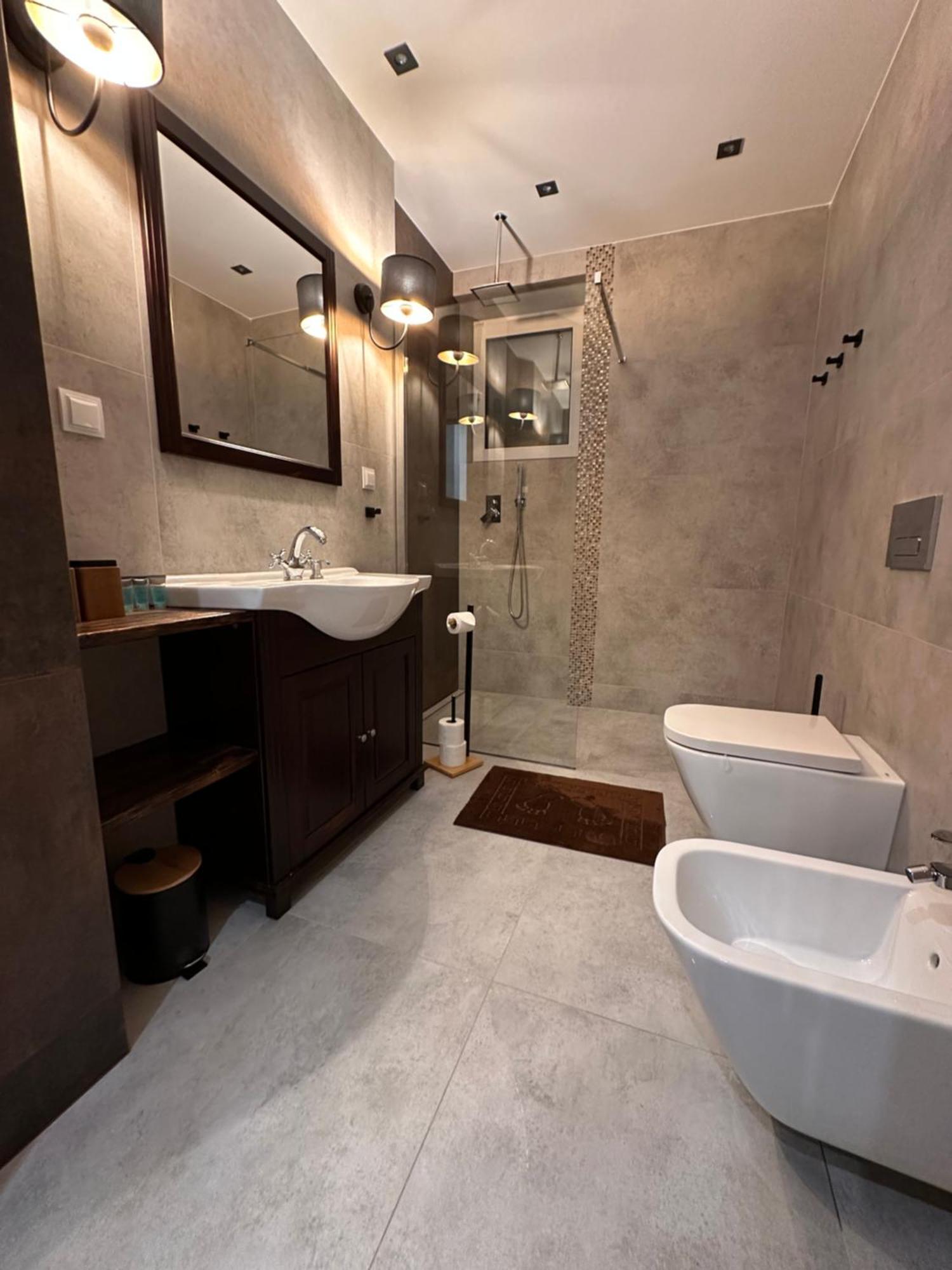 Aparthotel Zabrze, Apartament Agnieszka Ngoại thất bức ảnh