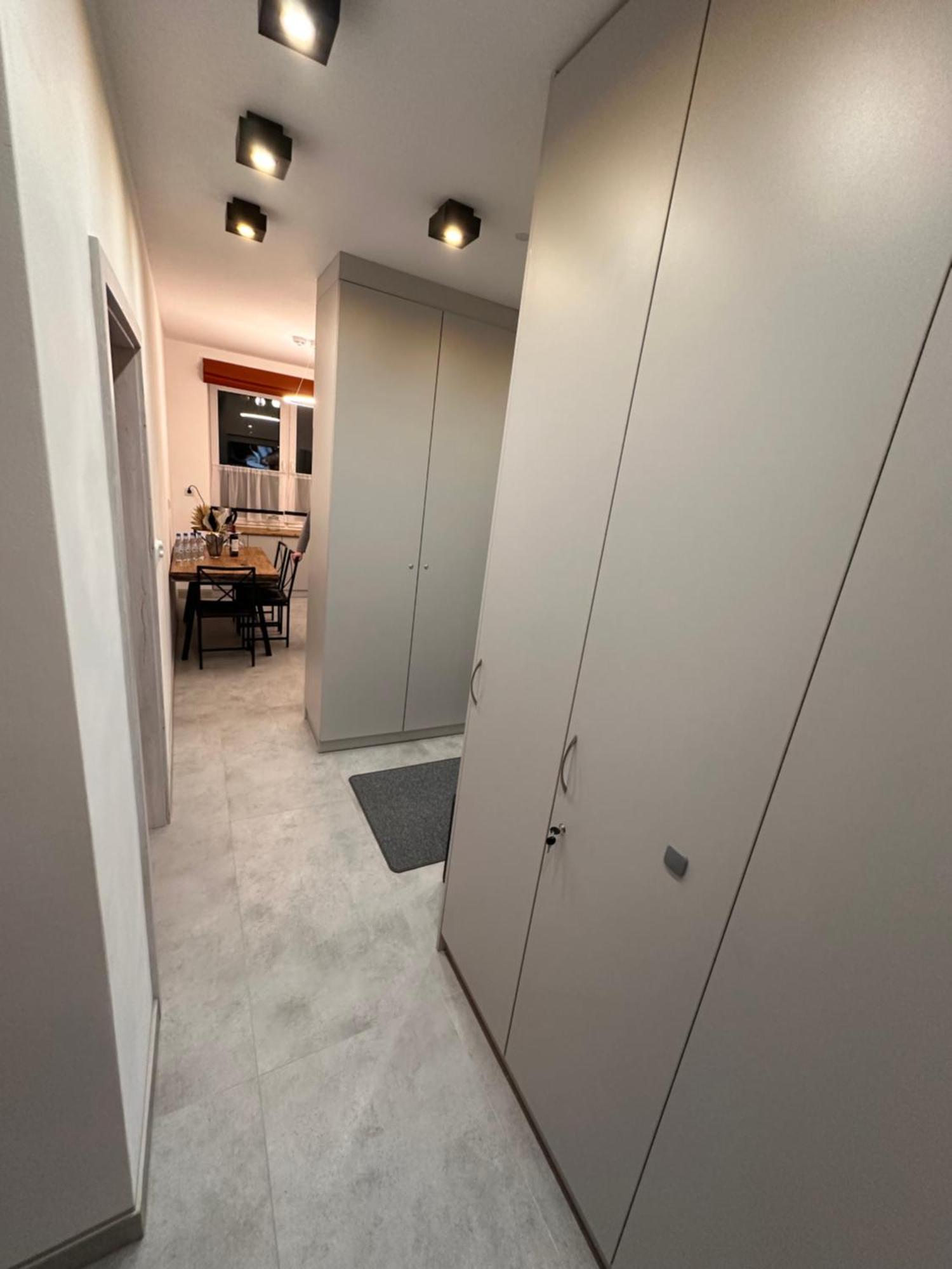 Aparthotel Zabrze, Apartament Agnieszka Ngoại thất bức ảnh